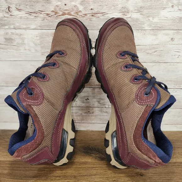 Ahnu Women's Sugarpine II Lowtop Waterproof Hiking Shoes Purple Brown Size 8