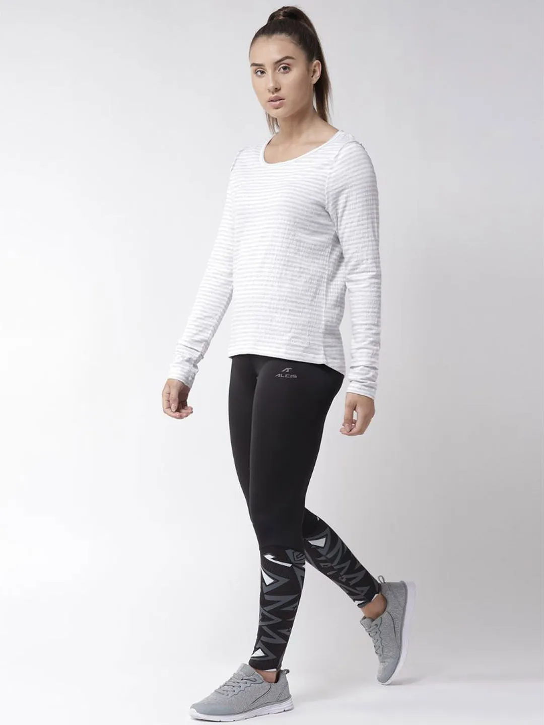 Alcis Women White Grey Slim Fit Striped Round Neck Yoga T-shirt
