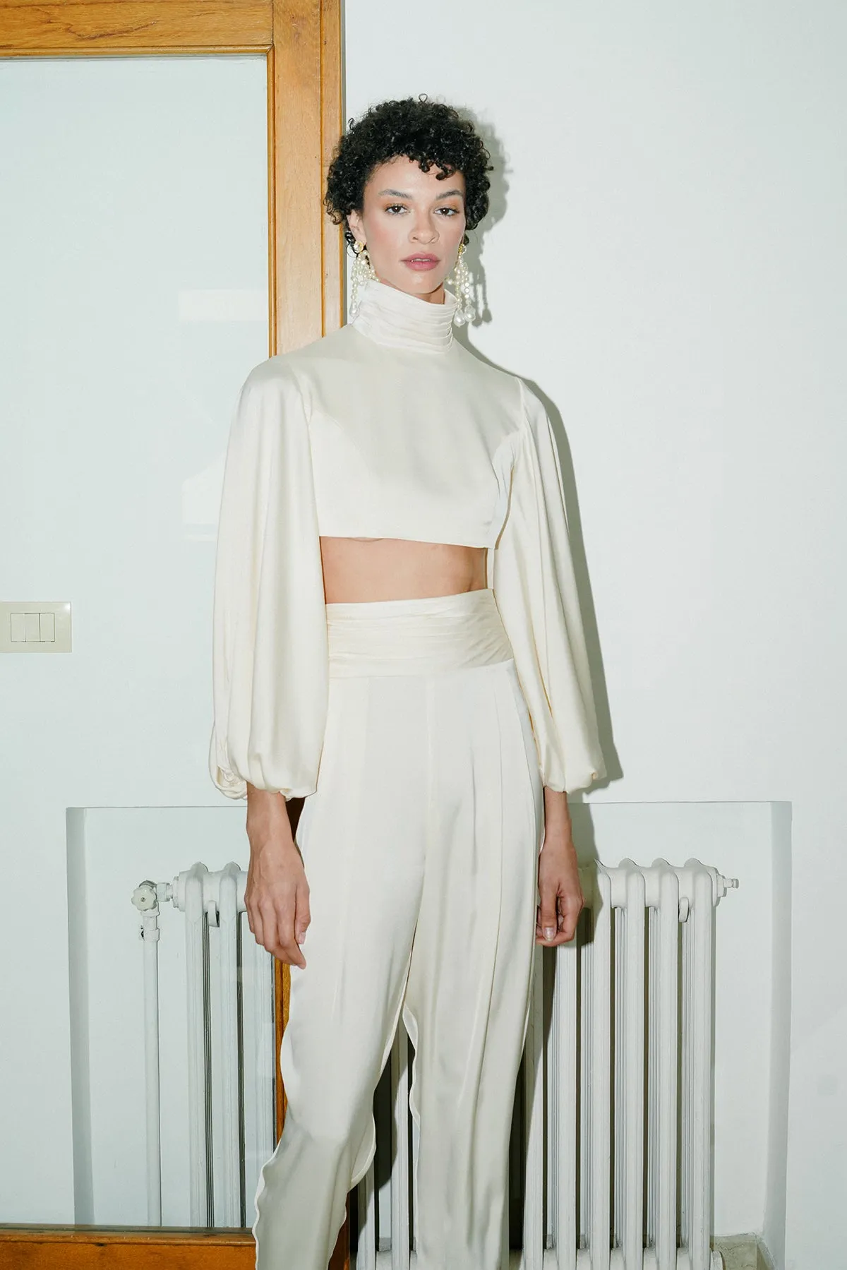 Amina Off-White Croptop