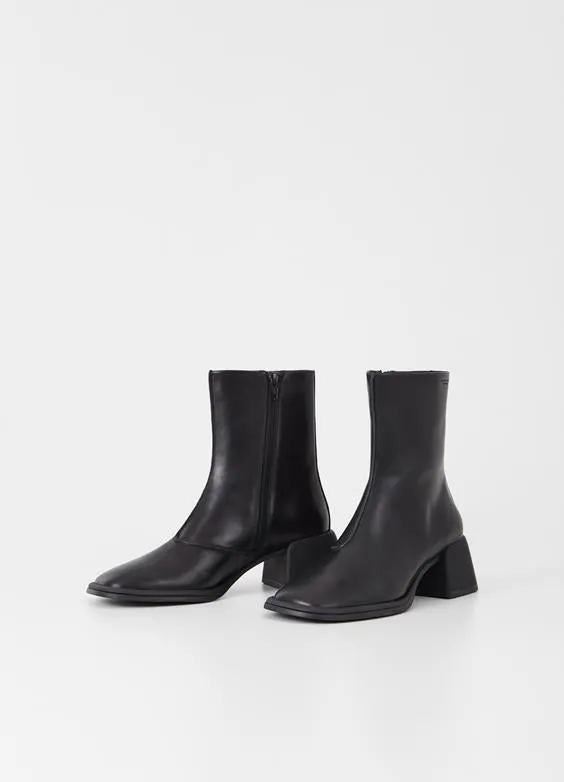 Ansie Ankle Boot in Black