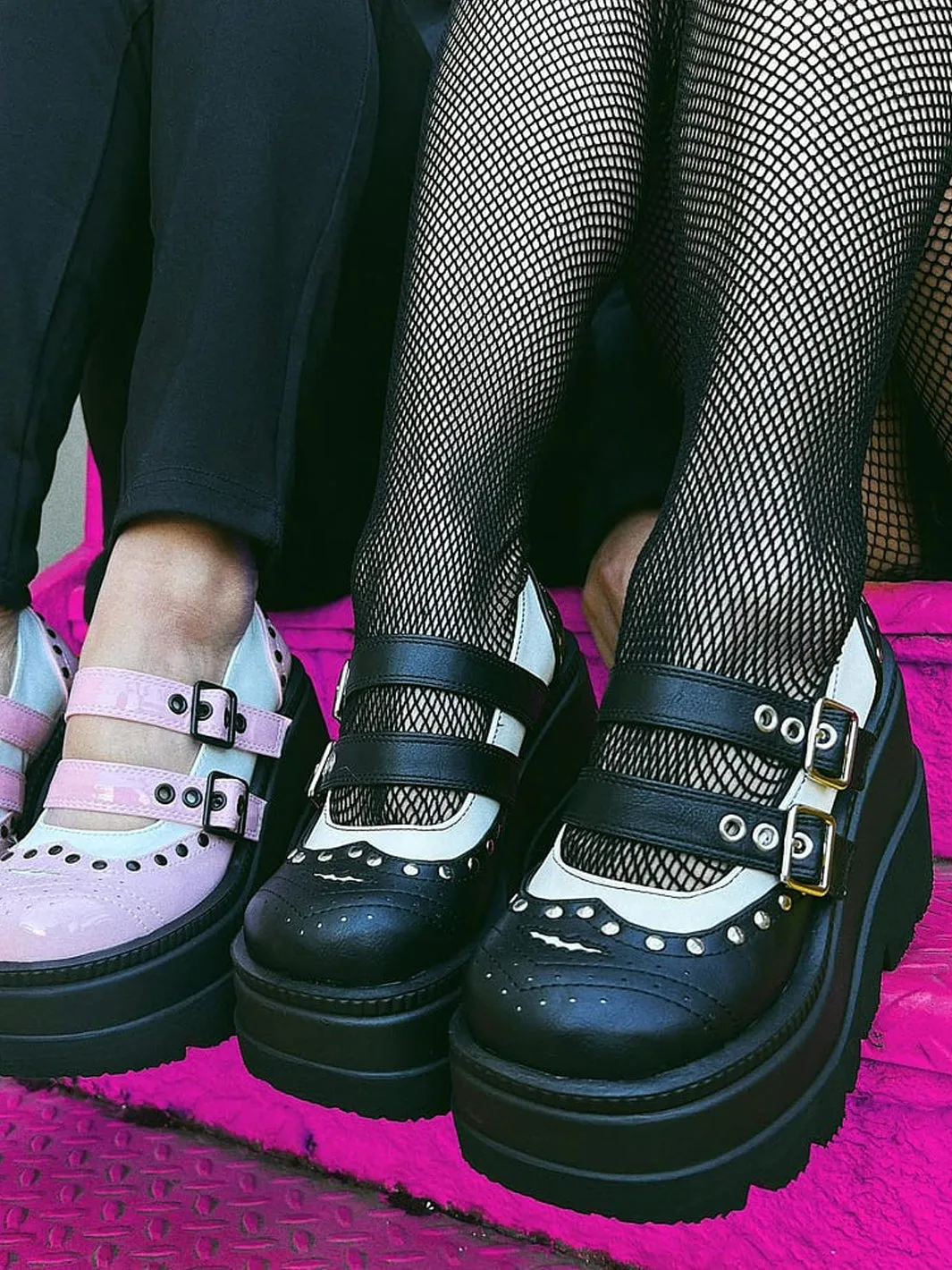 DEMONIA SHAKER-27 - BLACK & WHITE ✰ PRE ORDER ✰