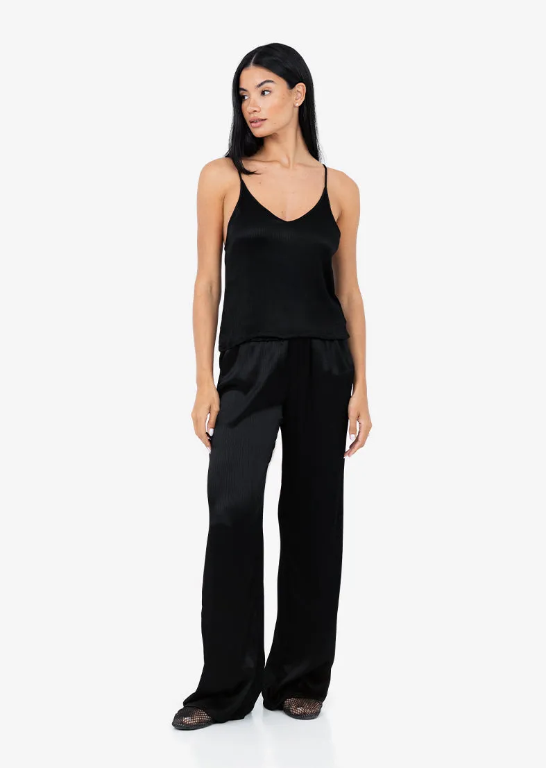 Embody Plisse Cami Shiny Black