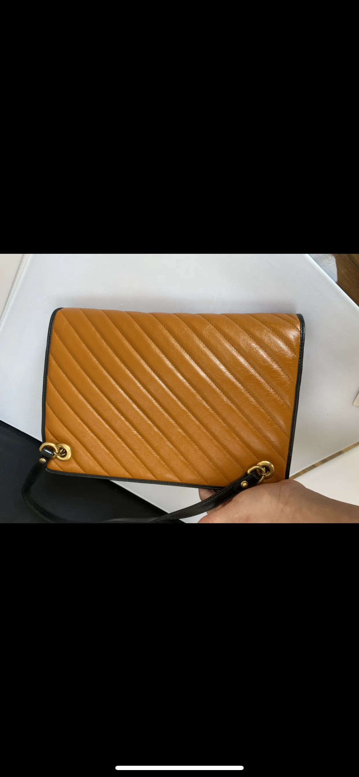 Gucci GG Marmont Shoulder Bag in Vaccha Brown