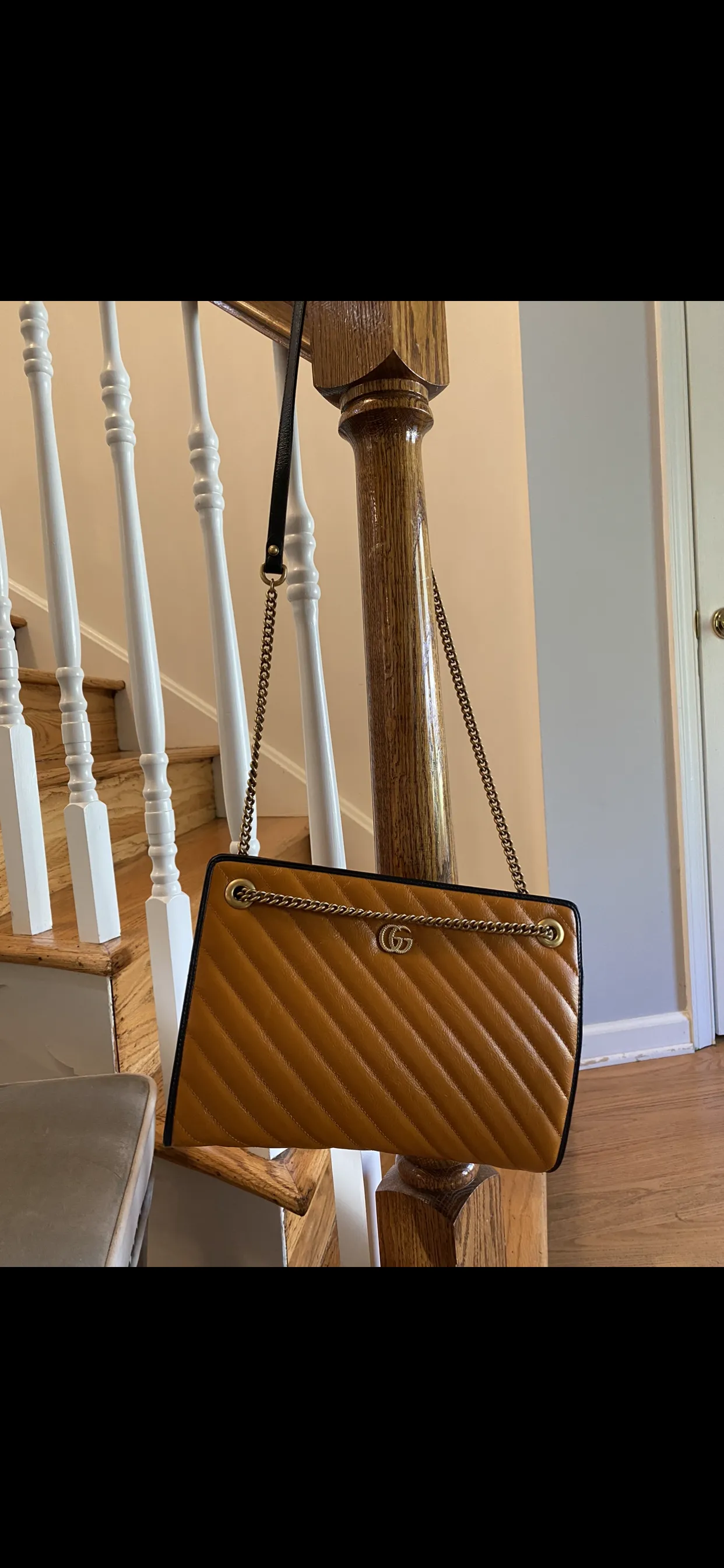 Gucci GG Marmont Shoulder Bag in Vaccha Brown