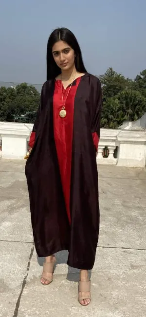 Hanshu   I    Monk Kaftan Red Black