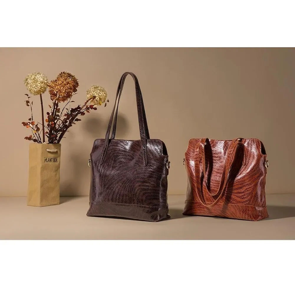 <bold>Bucket / Tote Bag <br>Genuine-Leather