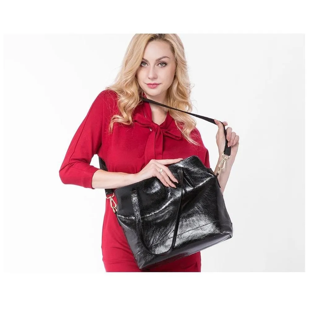 <bold>Bucket / Tote Bag <br>Genuine-Leather