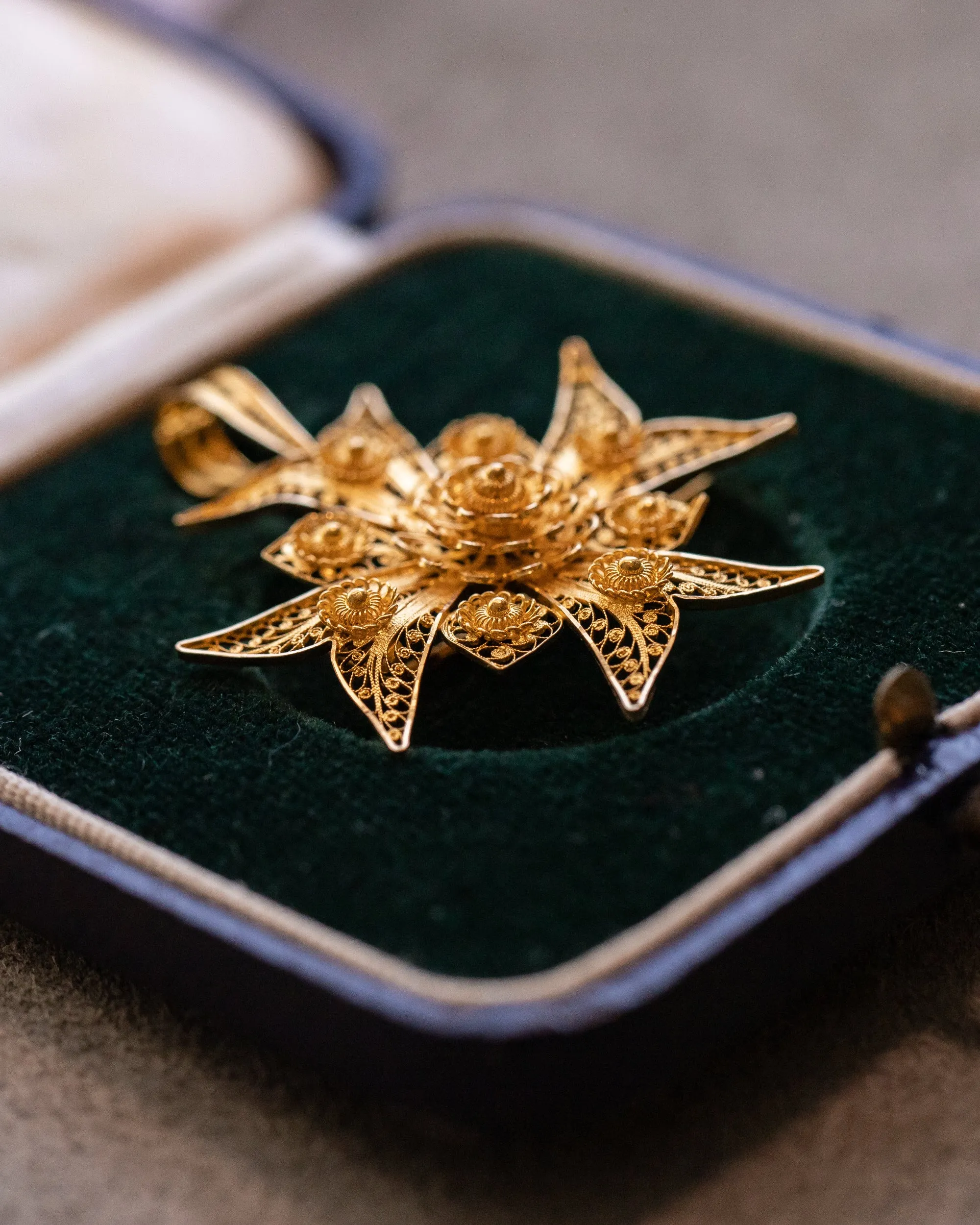 Mid Victorian 18k  Portuguese Cannetille Wirework Maltese Cross Converter Pendant