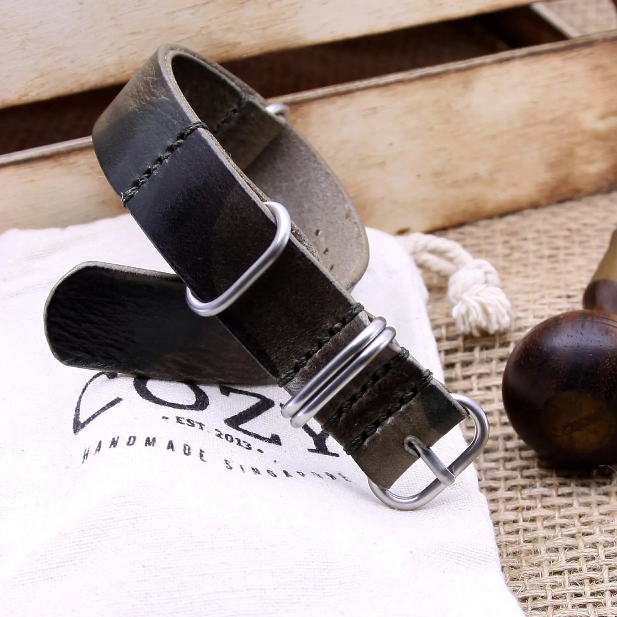 NAT2 Leather Watch Strap, 5-Ring Military 107
