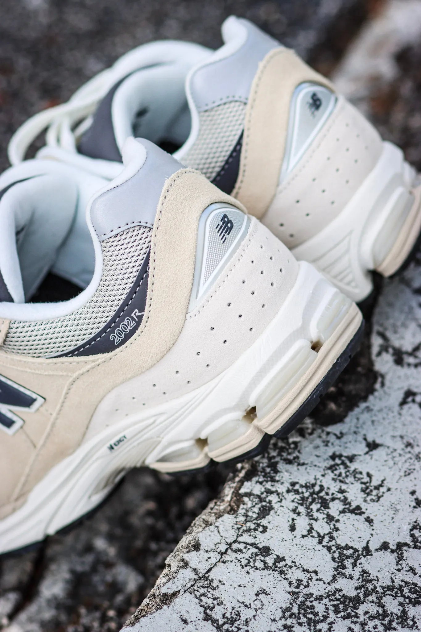 New Balance 2002R- Beige