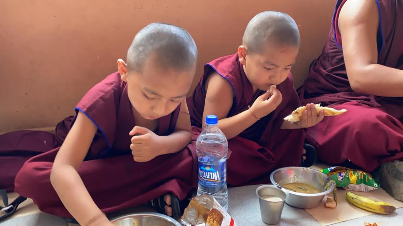 Novice Monks </br>  供养一位小沙弥