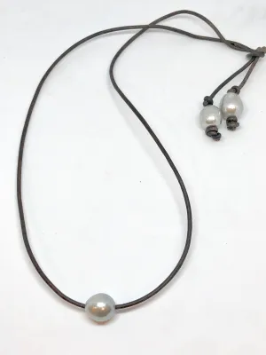 Oval Freshwater Pearl on Leather
