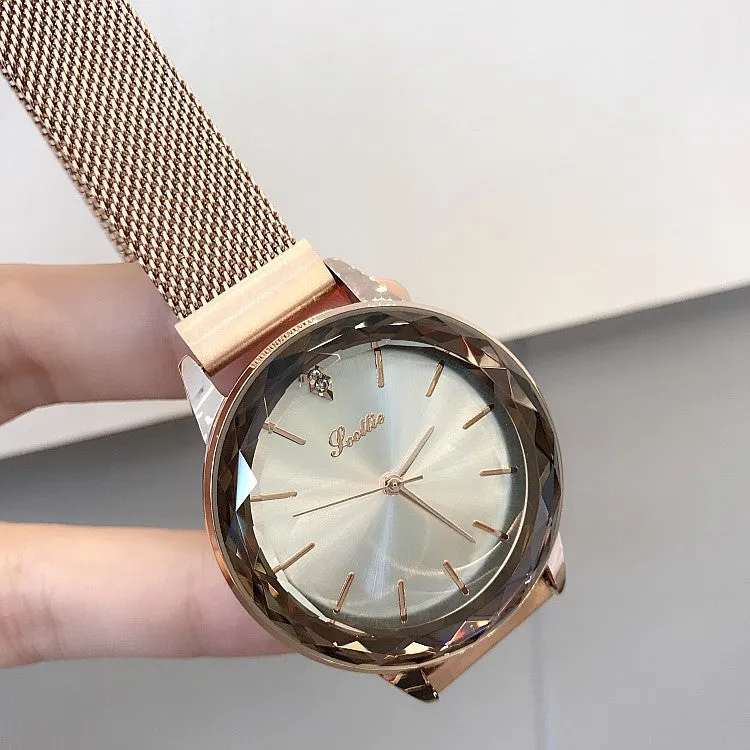 Round Dial Magnetic Strap Women's Watch