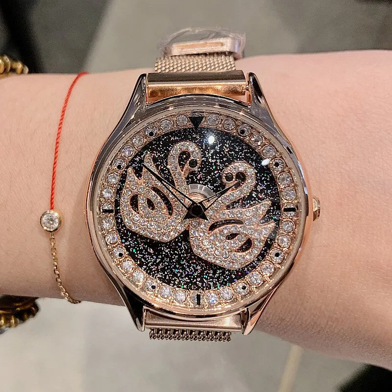 Swan Pattern Magnetic Strap Women's Watch