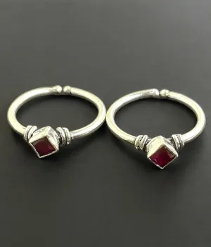 The Maruka Silver Gemstone Toe-Rings