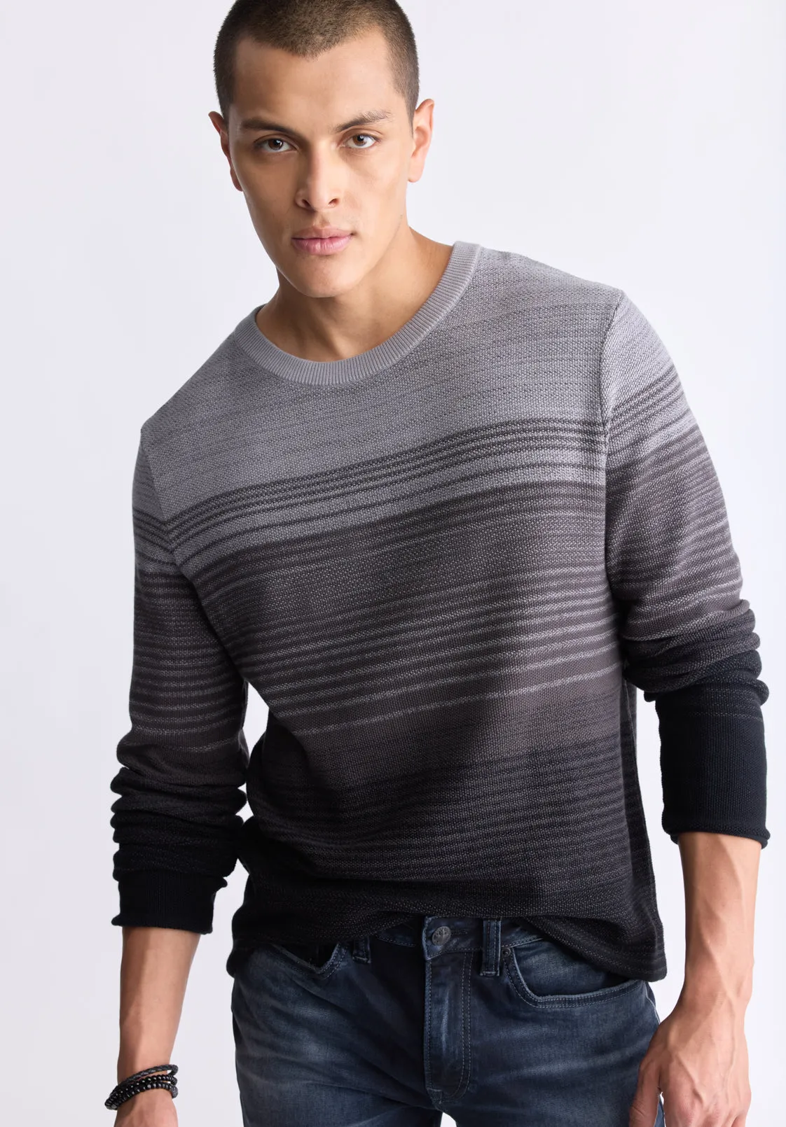 Waldy Men's Gradient Striped Knit Pullover, Charcoal - BM24419