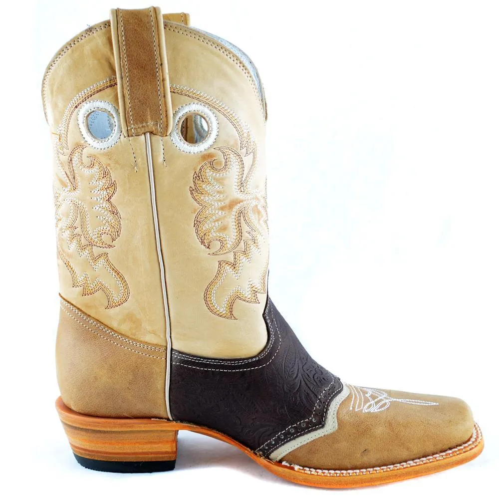 Women Square Toe Boot in Tabacco