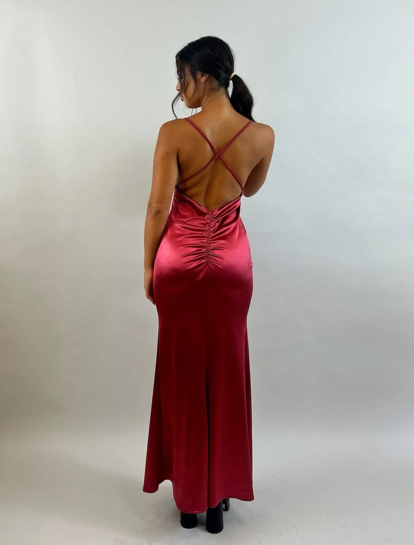 Yuli - Red V-Neck Satin Evening Dress